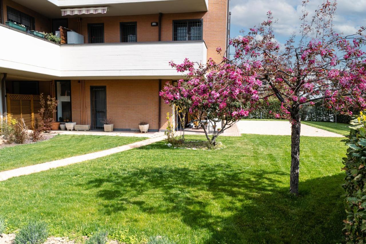 Апартаменты Il Giardino Di Boccaccio Кастеназо Экстерьер фото